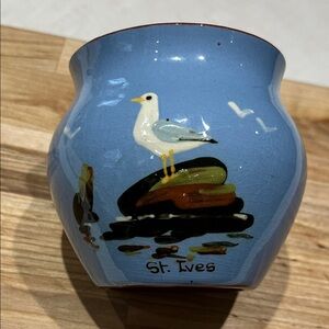 Small Dartmouth Pottery Pot